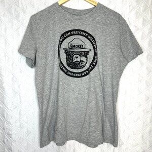 Smokey the Bear. Only you can prevent wildfires T-shirt. Official licensed, L